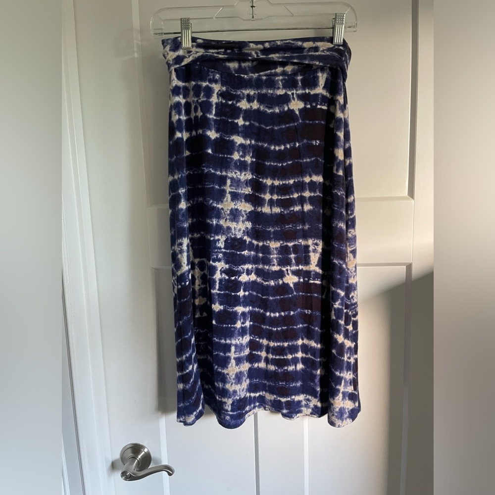 Bobeau midi skirt size M